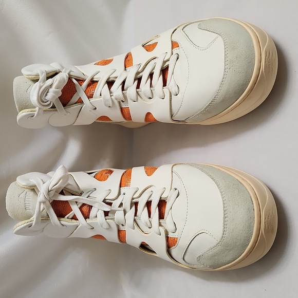 Alexander McQueen X Puma Hightop White and Orange Sneakers (M Size 10) - Picture 3 of 16